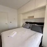 Stan Na Dan -apartman 比耶利纳